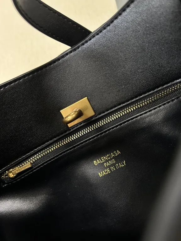 Balenciaga Bag 